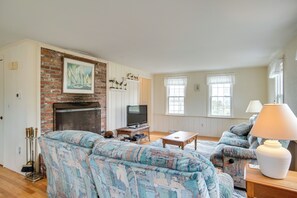 House (3 Bedrooms) | Interior - Walk to Beach: Chatham Gem w/ Ocean-view Sunroom! (West Chatham)
