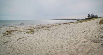 Walk to Beach: Chatham Gem w/ Ocean-view Sunroom!