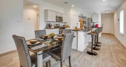 Bright Spring Vacation Rental w/ Yard & Patio!