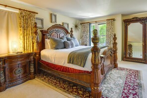 منزل (4 Bedrooms) | 4 عدّة غرف نوم ومساحة عمل للكمبيوتر المحمول ومكواة/لوح كي وملاءات أسرّة