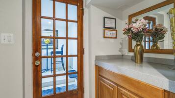 Căn hộ (2 Bedrooms) | Nội thất