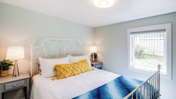 Apartment (1 Bedroom) | Interior