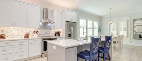 House (4 Bedrooms) | Interior