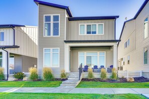 House (4 Bedrooms) | Interior