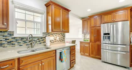 St Augustine Home Near Vilano Beach: Pets Welcome!
