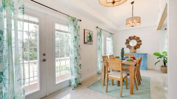 Casa (3 Bedrooms) | Parte interna