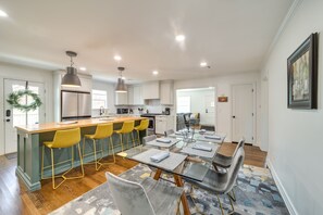 コテージ (3 Bedrooms) | 専用キッチン | 電子レンジ、オーブン、コンロ、食器洗い機