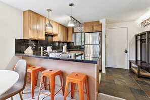 อพาร์ทเมนท์ (2 Bedrooms) | ภายใน