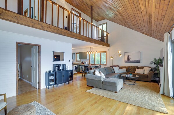 House (4 Bedrooms) | Interior - Lakefront Sister Lakes Vacation Rental w/ Dock! (Dowagiac)