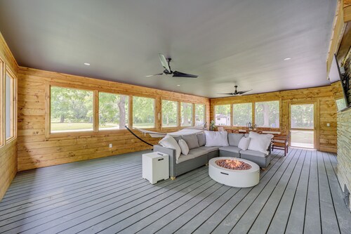 Well-appointed Tulsa Home w/ Fire Pit & Patio!