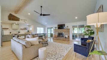 House (5 Bedrooms) | Front of property