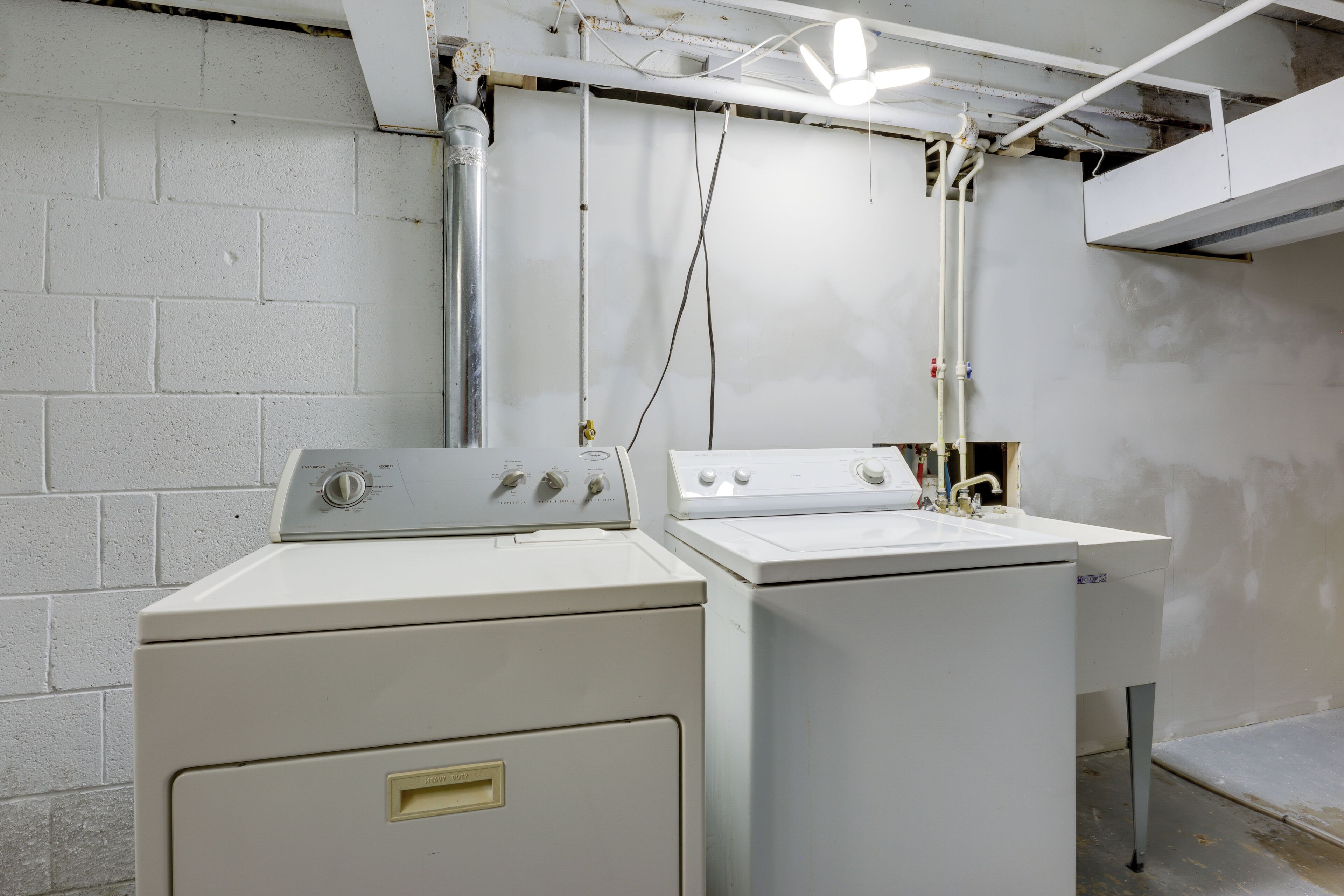 單棟房屋 (3 Bedrooms) | 內部