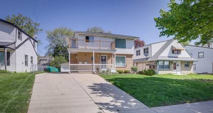 Comfortable Milwaukee Abode ~ 10 Mi to Downtown!