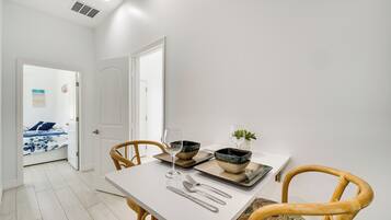 Apartment (1 Bedroom) | Interior