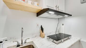 Apartment (1 Bedroom) | Interior