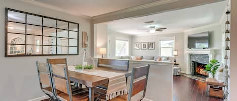 House (3 Bedrooms) | Interior