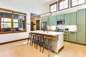 Hus (4 Bedrooms) | Innvendig