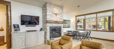 House (4 Bedrooms) | Front of property