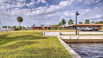 Apartment (0 Bedroom) | Interior