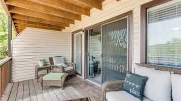 Apartment (1 Bedroom) | Interior