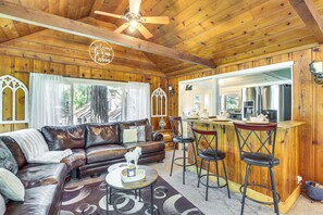 Casa (2 Bedrooms) | Interior