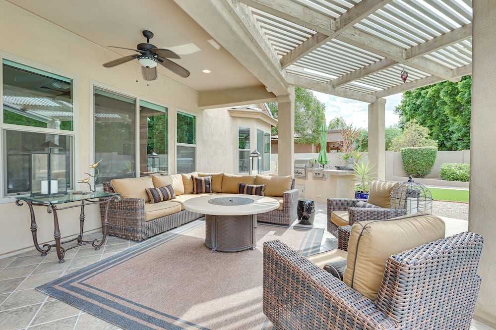 Retreat w/ Outdoor Oasis! Day Trip to Dtwn Phoenix - Saddlehorn Ranch, AZ