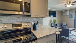 Apartment (1 Bedroom) | Bahagian dalam