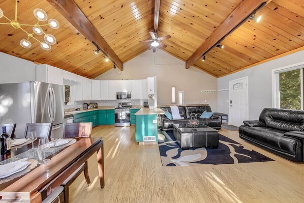 House (4 Bedrooms) | Interior - Tree-lined Lake Arrowhead Cabin ~ 1 Mi to Village! (Lake Arrowhead)