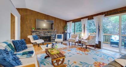 Expansive Lake Forest Park Home w/ Private Deck!