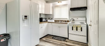 Rochester Retreat Near Parks, Entertainment & More