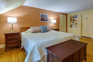 Huis (2 Bedrooms) | 2 slaapkamers, een strijkplank/strijkijzer, beddengoed