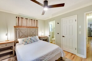 ハウス (3 Bedrooms) | 3 室のベッドルーム、ベッドシーツ
