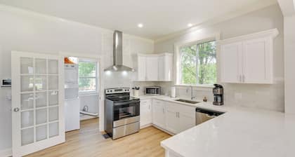 Updated Greenville Home w/ Backyard!