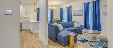 House (5 Bedrooms) | Interior