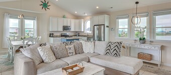 Walk to Surf City Beach: Ocean-view Home w/ Decks!