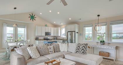 Walk to Surf City Beach: Ocean-view Home w/ Decks!