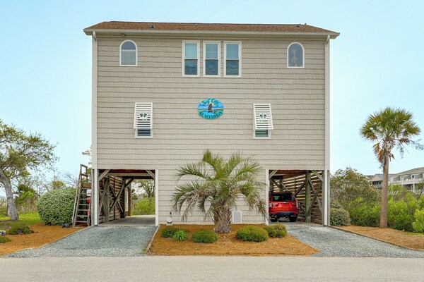 Walk To Surf City Beach: Ocean-view Home W/ Decks! - Topsail Island, NC