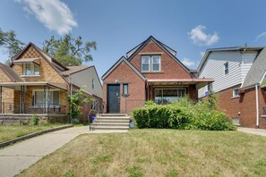Front of property - Detroit Vacation Rental w/ Porch & Fenced Backyard (Highland Park)