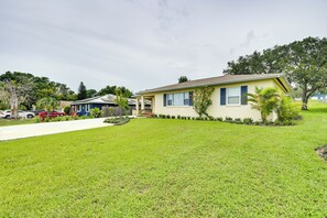 Interior - Sunny Lake Wales Getaway - 1 Mi to Downtown (Lake Wales)