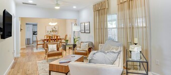 Lake Wales Vacation Rental w/ Screened-in Porch!