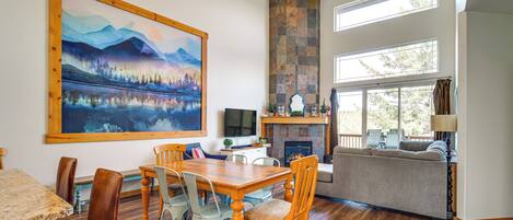 Apartment (3 Bedrooms) | Front of property