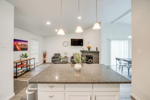 House (3 Bedrooms) | Interior - Game Room & Pool: Family Home in The Colony! (The Colony)