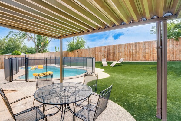 House (3 Bedrooms) | Interior - Game Room & Pool: Family Home in The Colony! (The Colony)