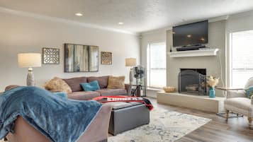House (4 Bedrooms) | Interior