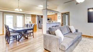 TV, fireplace - Family-friendly Norman Home Near OU! (Norman)