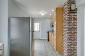 Apartment (3 Bedrooms) | Interior - Sunny Seaside Heights Retreat: Walkable Location! (Seaside Heights)