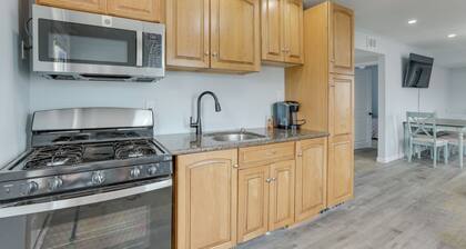 Sunny Seaside Heights Retreat: Walkable Location!