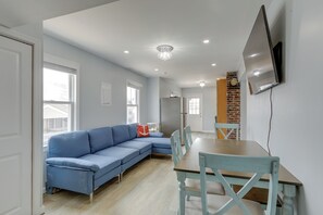 Apartment (3 Bedrooms) | Front of property