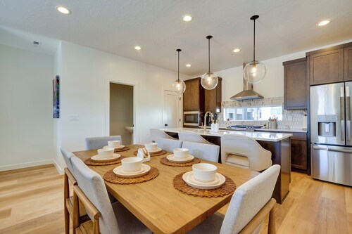 Mountain Green Luxury Retreat By Snowbasin Resort!