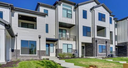 Mountain Green Luxury Retreat By Snowbasin Resort!